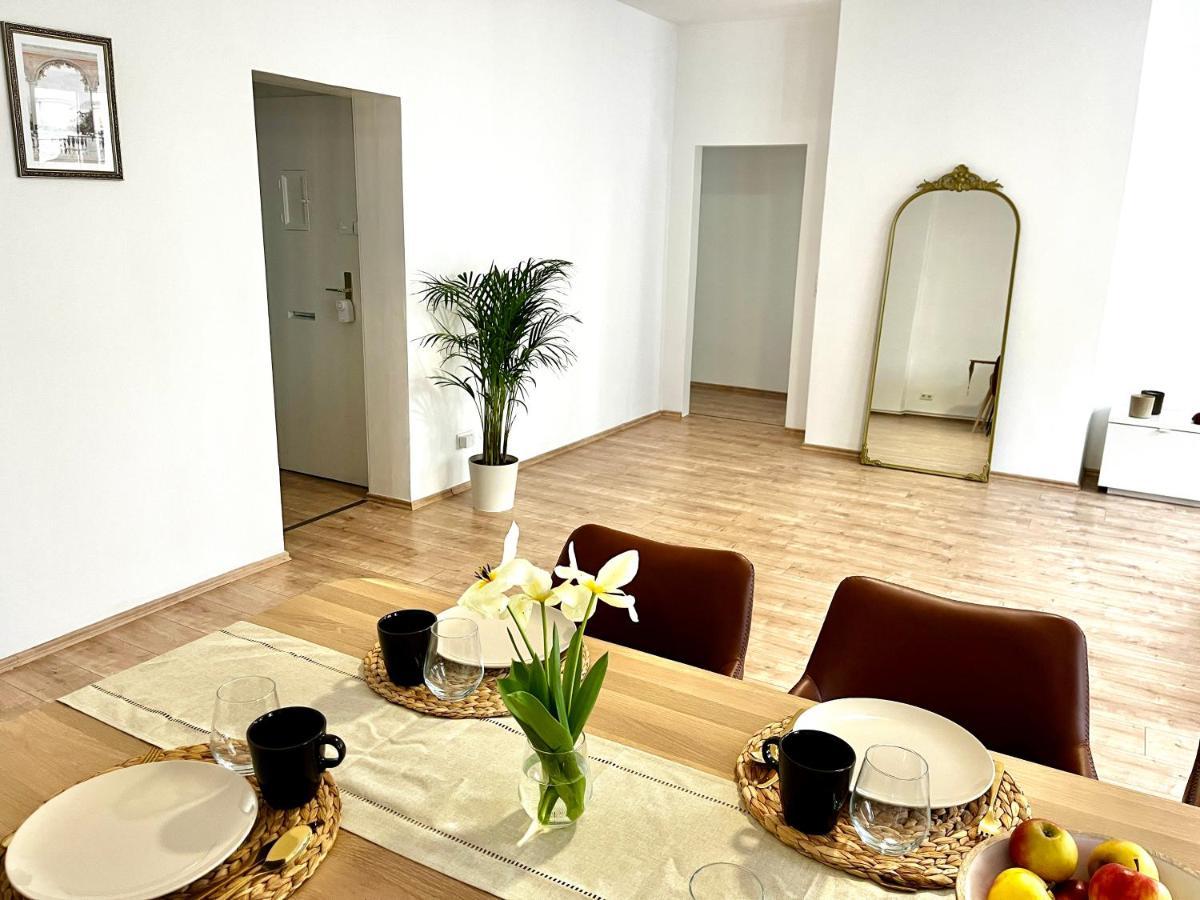 Design Apartment - Parking - Kingsize-Bett - 2X Bad - Zentrum Hanóver Exterior foto